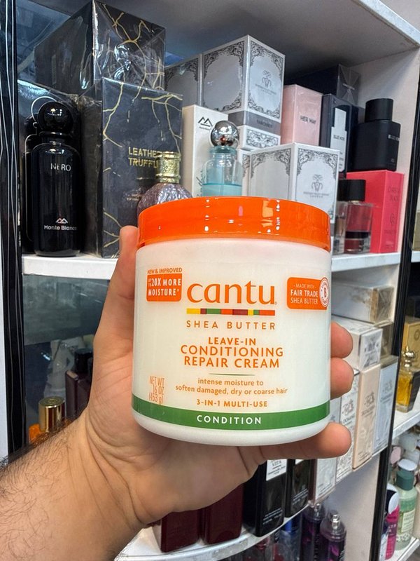 كريم كانتوالاصلي بزبدة الشيا للإصلاح والترطيب يُترك على الشعر (Cantu Shea Butter Leave-In Conditioning Repair Cream). 