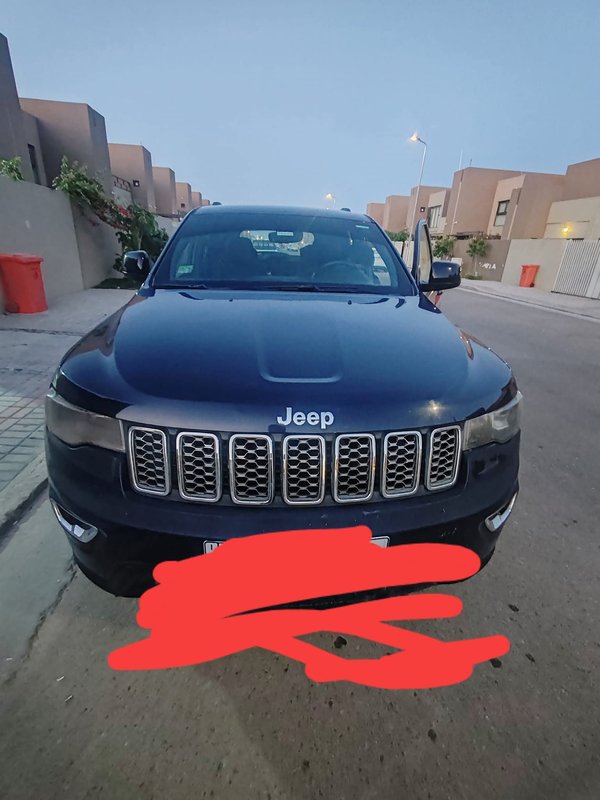 جيب لاريدو 18