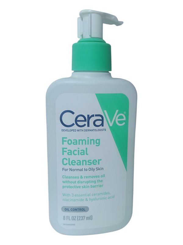 غسول سيرافي للبشرة الدهنية والبشرة العادية237ml 