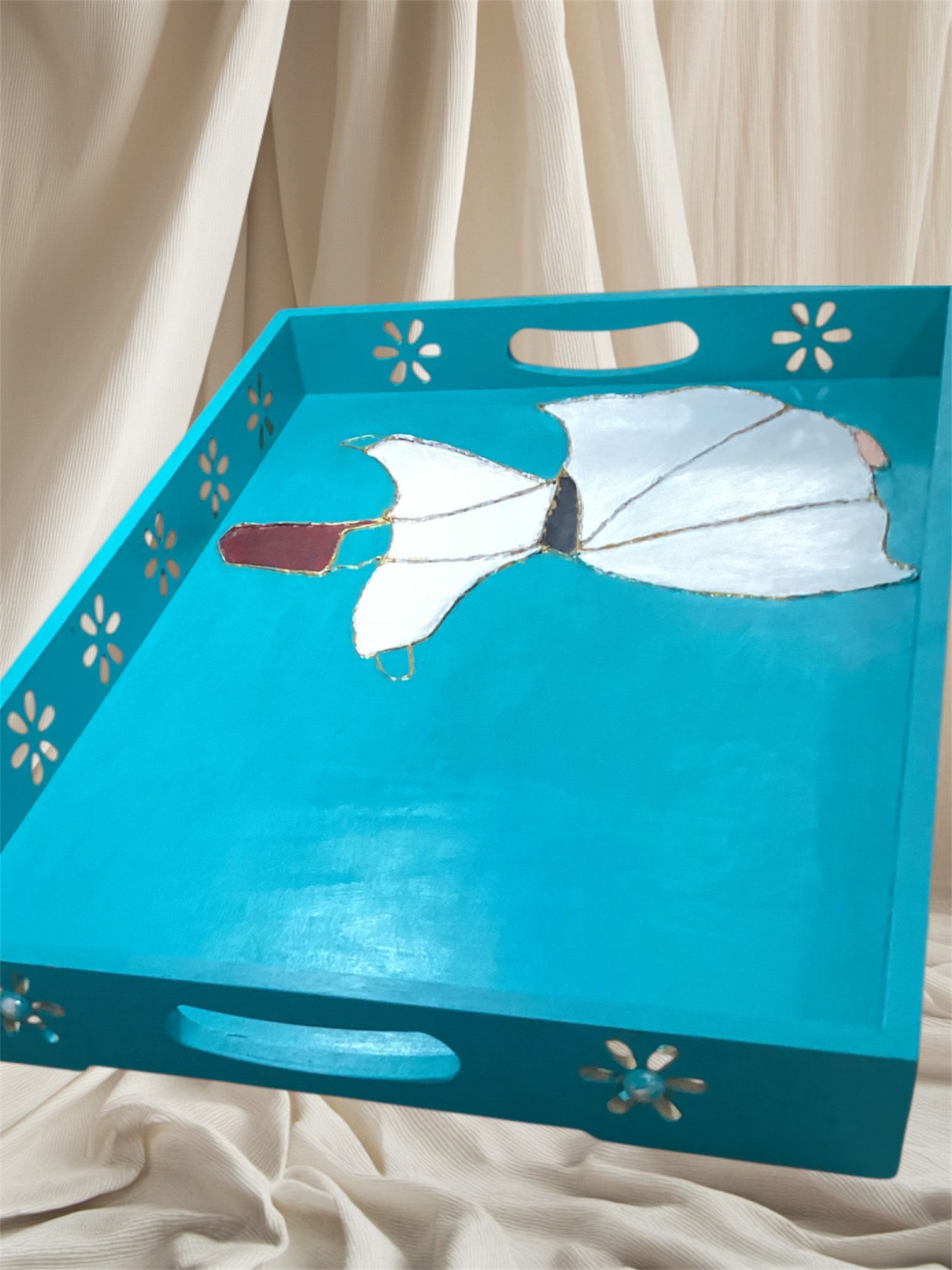 الرسم على الصواني